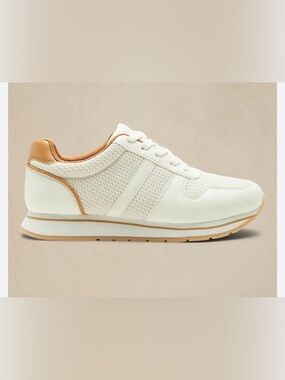 Banana Republic Casual Knit Runner sneakers